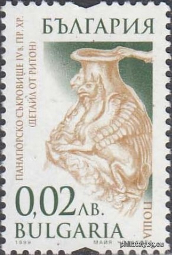 15.11.1999 - „ Редовни - Панагюрско златно съкровище , IV в. пр..Хр. “ - пет пощенски марки.