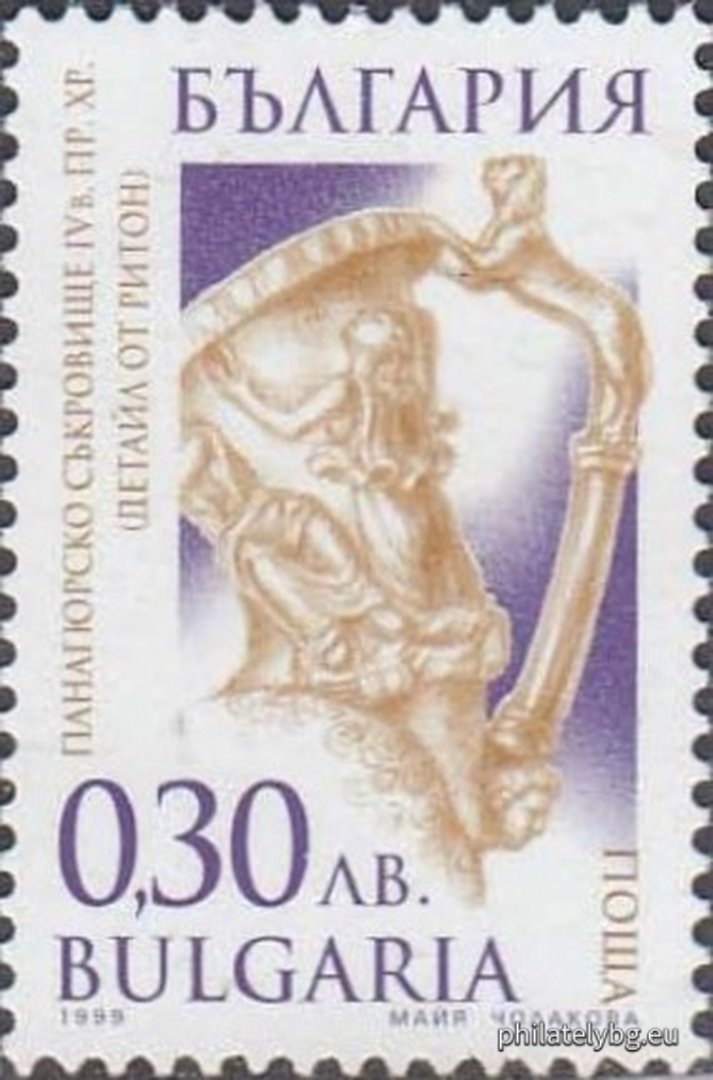 15.11.1999 - „ Редовни - Панагюрско златно съкровище , IV в. пр..Хр. “ - пет пощенски марки.