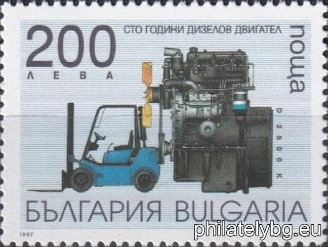 Motor vehicles (boat, tractor, truck, forklift) and the corresponding engine.